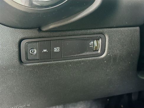 Used 2025 Chevrolet Equinox EV LT w/ LPO, All-Weather Mat Package FWD image 7