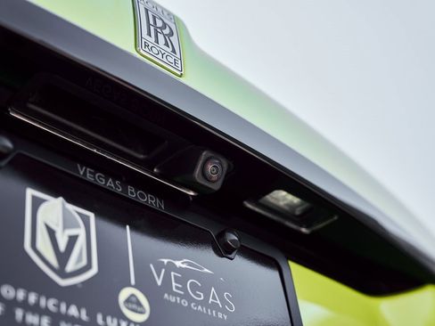 Used 2024 Rolls-Royce Cullinan image 14