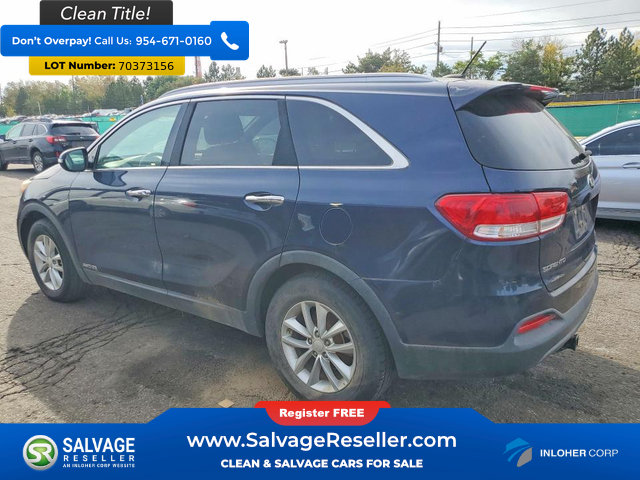 Used 2017 Kia Sorento AWD image 3