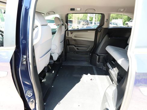 Used 2019 Honda Odyssey EX image 13