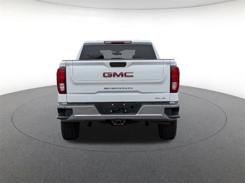 Used 2022 GMC Sierra 1500 SLE image 6