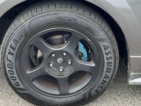 Used 2004 Ford Mustang Coupe image 31