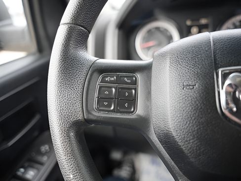 Used 2019 RAM 1500 Express w/ Express Value Package AWD/4WD image 23