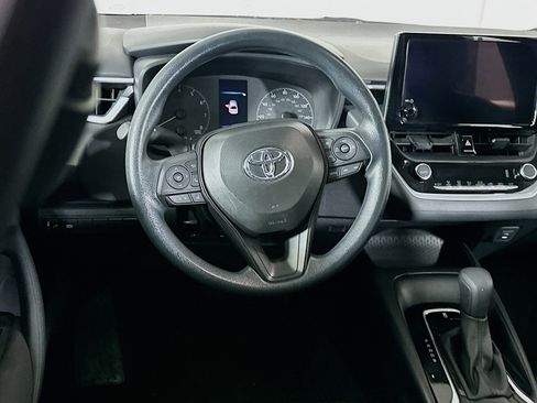 Used 2025 Toyota Corolla LE image 17