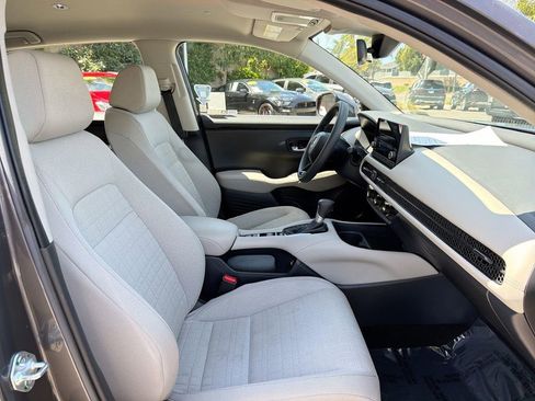 Used 2023 Honda HR-V LX image 30