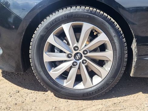 Used 2017 Hyundai Sonata Sport w/ Value Edition Package 02 FWD image 10