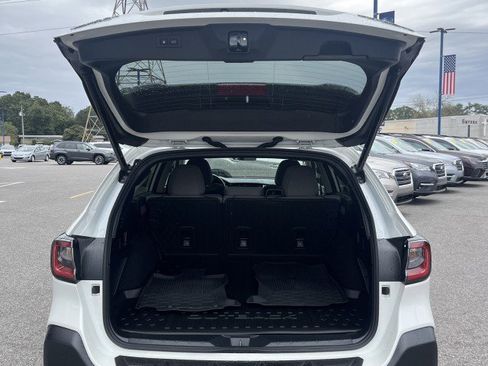 Certified 2025 Subaru Outback Premium image 10