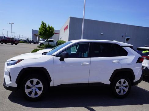 Used 2024 Toyota RAV4 LE AWD/4WD image 6