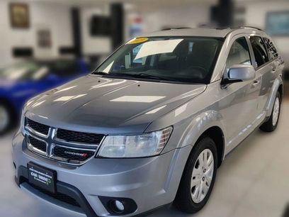 Used 2019 Dodge Journey SE w/ Connectivity Group