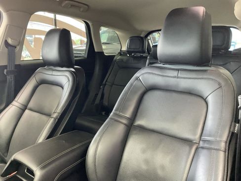 Used 2023 Lincoln Corsair Reserve w/ Equipment Group 201A image 10