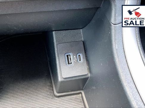 Used 2024 Ford Edge SEL AWD/4WD image 33