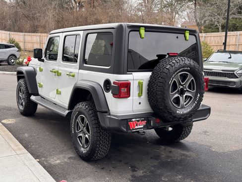 Used 2018 Jeep Wrangler Unlimited Sport S image 30