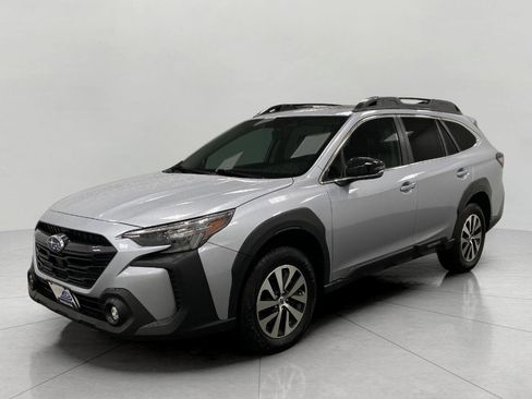 Used 2025 Subaru Outback Premium w/ Popular Package #1A AWD/4WD image 10