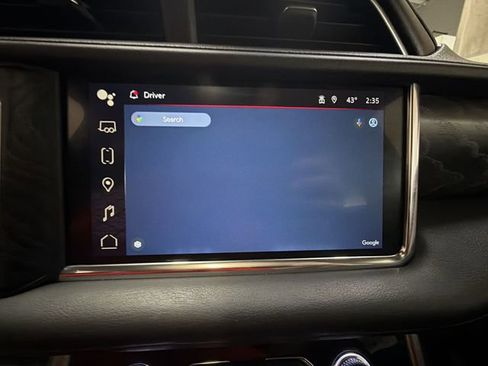 Used 2022 GMC Yukon XL Denali image 18