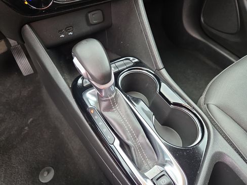 Used 2024 Buick Encore GX Sport Touring AWD/4WD image 25