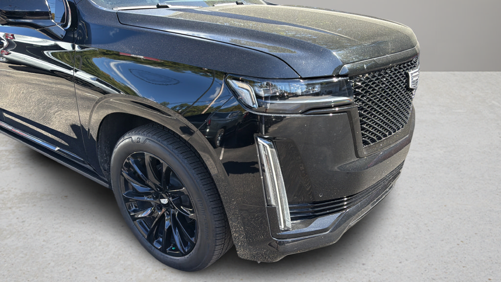 Certified 2024 Cadillac Escalade ESV Sport Platinum w/ LPO, ONYX Package AWD/4WD image 10