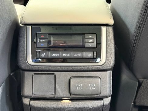 Used 2020 Subaru Ascent Limited w/ Technology Package AWD/4WD image 28