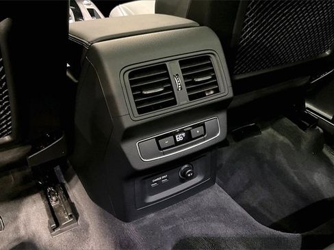 Used 2023 Audi Q5 2.0T Premium Plus w/ Premium Plus Package image 24