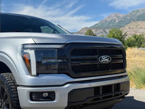 Used 2025 Ford F150 Lariat AWD/4WD image 19