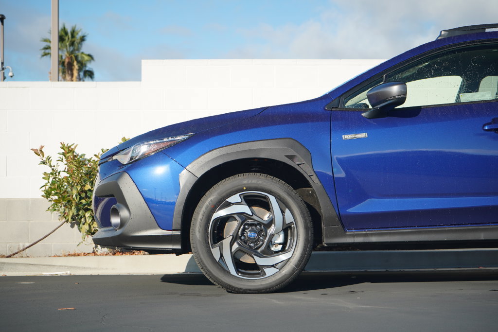 New 2026 Subaru Crosstrek 2.5i Limited AWD/4WD image 2