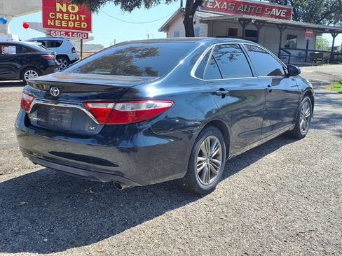 Used 2017 Toyota Camry SE FWD image 7