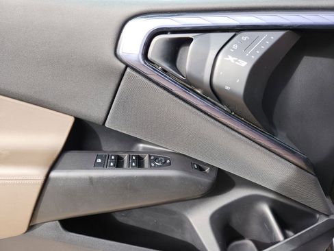 Certified 2025 BMW X3 xDrive30i image 15