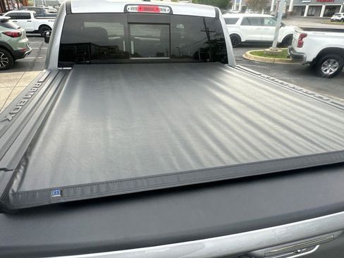 Used 2022 RAM 1500 Limited w/ Body Color Bumper Group AWD/4WD image 19