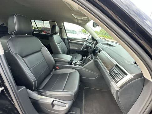 Used 2023 Volkswagen Atlas SE w/ Black Wheel Package AWD/4WD image 19