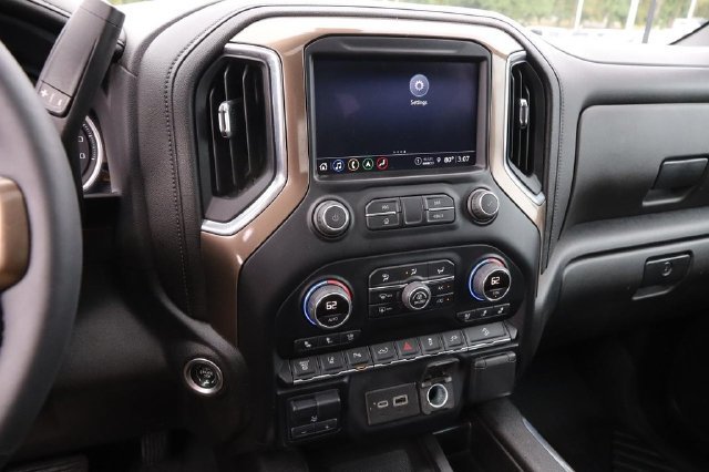 Used 2022 Chevrolet Silverado 3500 High Country w/ Z71 Off-Road Package AWD/4WD image 16
