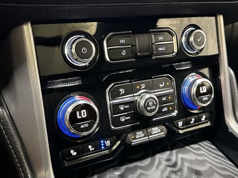 Certified 2024 GMC Yukon Denali AWD/4WD image 23