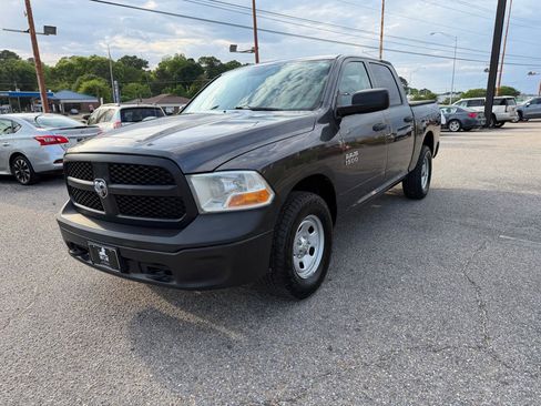 Used 2014 RAM 1500 Tradesman w/ Popular Equipment Group AWD/4WD image 11