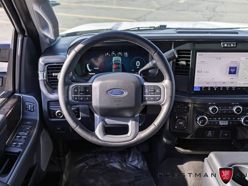 Used 2025 Ford F350 Lariat w/ Chrome Package image 2