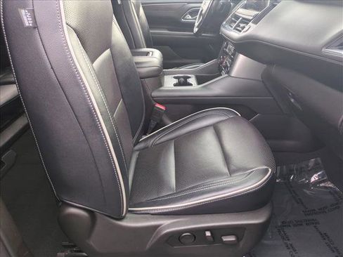 Used 2021 Chevrolet Suburban LS image 21