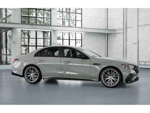 New 2026 Mercedes-Benz E 53 AMG e 4MATIC Sedan image 13