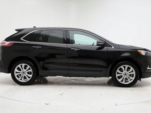 Used 2023 Ford Edge Titanium AWD/4WD image 3