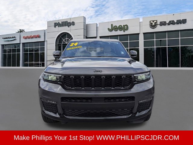 Used 2024 Jeep Grand Cherokee L Limited w/ Black Appearance Package AWD/4WD image 9