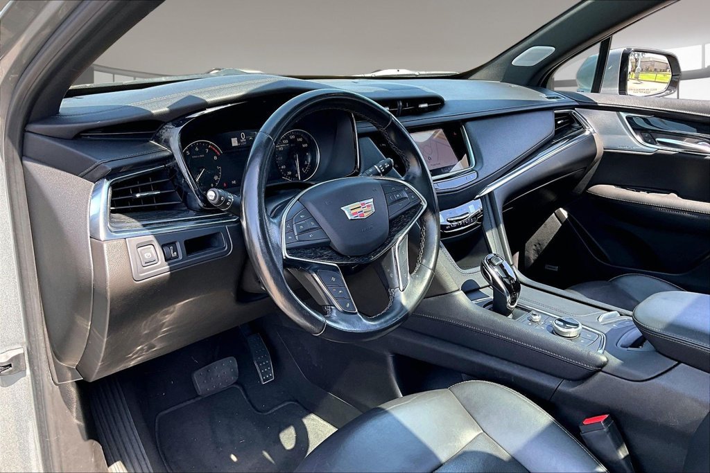 Used 2023 Cadillac XT5 Premium Luxury AWD/4WD image 13