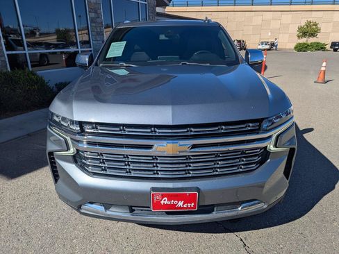 Used 2022 Chevrolet Suburban Premier AWD/4WD image 7