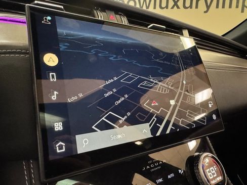 Used 2025 Jaguar F-PACE R-Dynamic S image 14