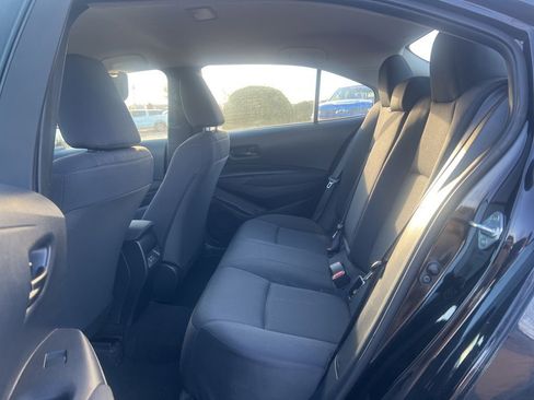 Used 2025 Toyota Corolla LE image 21