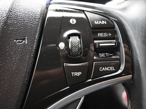 Used 2020 Acura MDX SH-AWD image 25