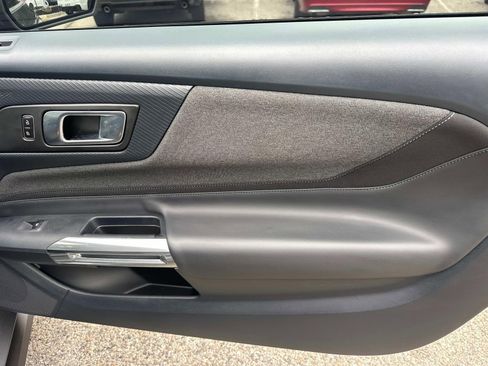 Used 2024 Ford Mustang Coupe image 8