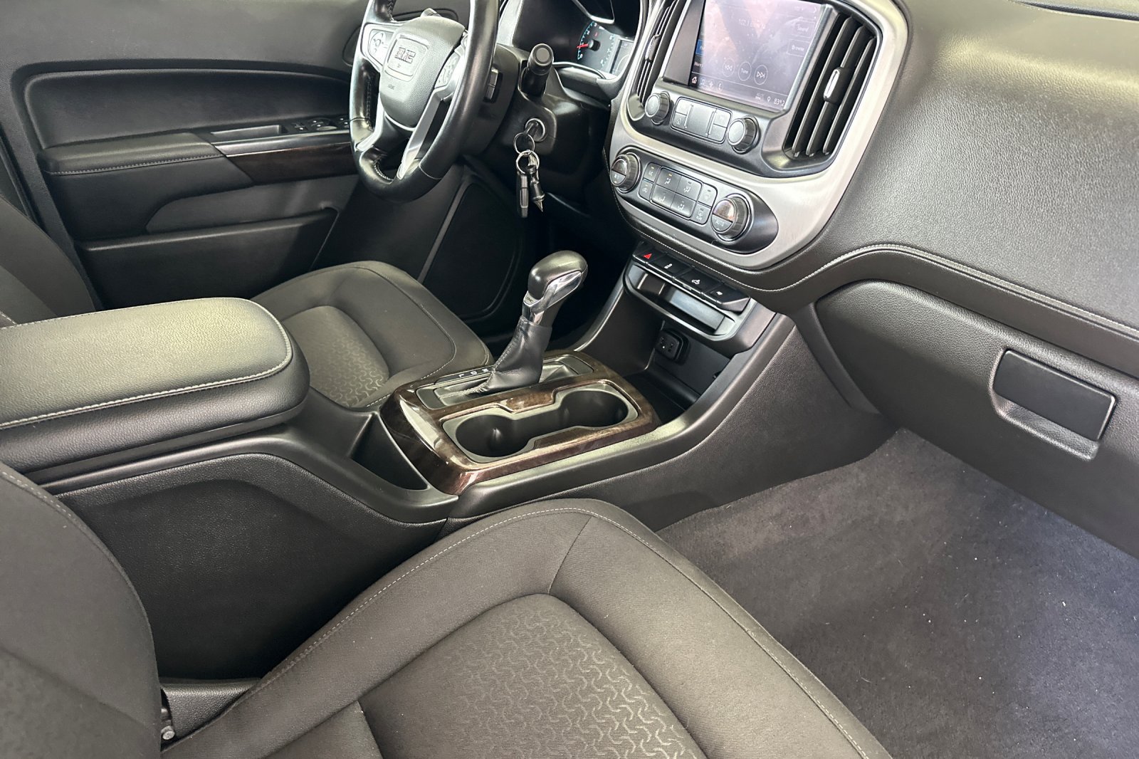 Used 2022 GMC Canyon Elevation w/ Trailering Package AWD/4WD image 15