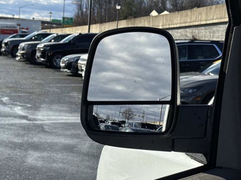 Used 2024 Chevrolet Express 2500 w/ Driver Convenience Package image 18