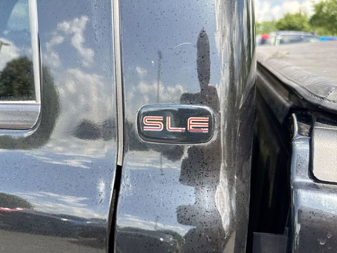 Used 2005 GMC Sierra 1500 SLE w/ Light Duty Power Package RWD image 24