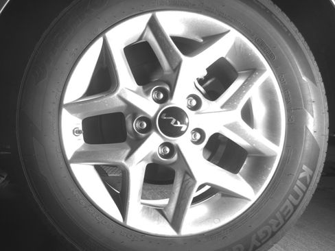 Used 2025 Kia Soul LX w/ LX Technology Package FWD image 14