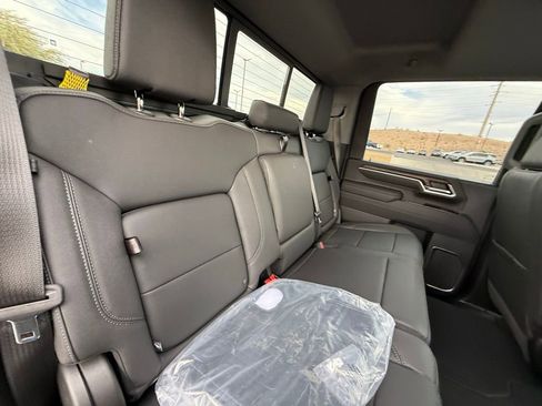 New 2026 GMC Sierra 2500 SLT w/ Max Trailering Package image 16