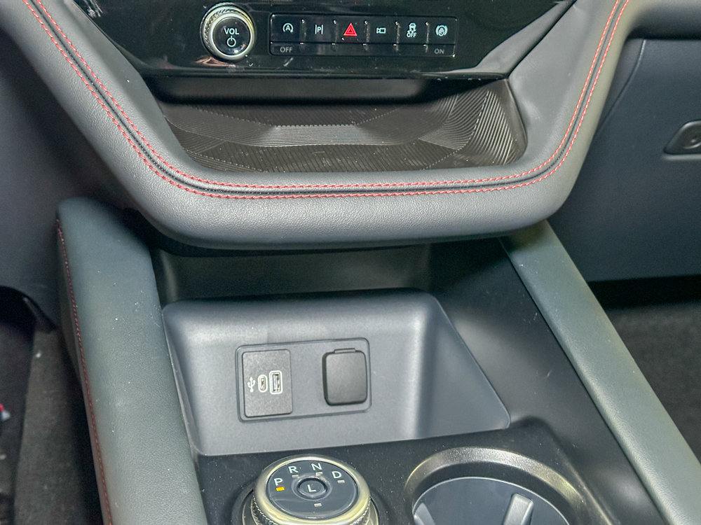 New 2027 Ford Explorer ST-Line AWD/4WD image 28