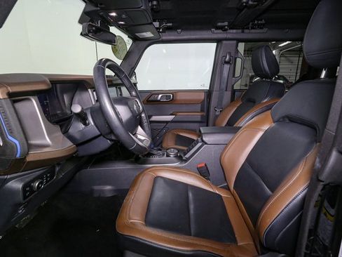 Used 2023 Ford Bronco Outer Banks image 37