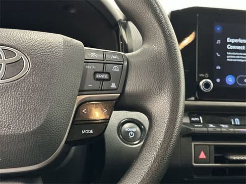 Used 2025 Toyota Camry LE image 18